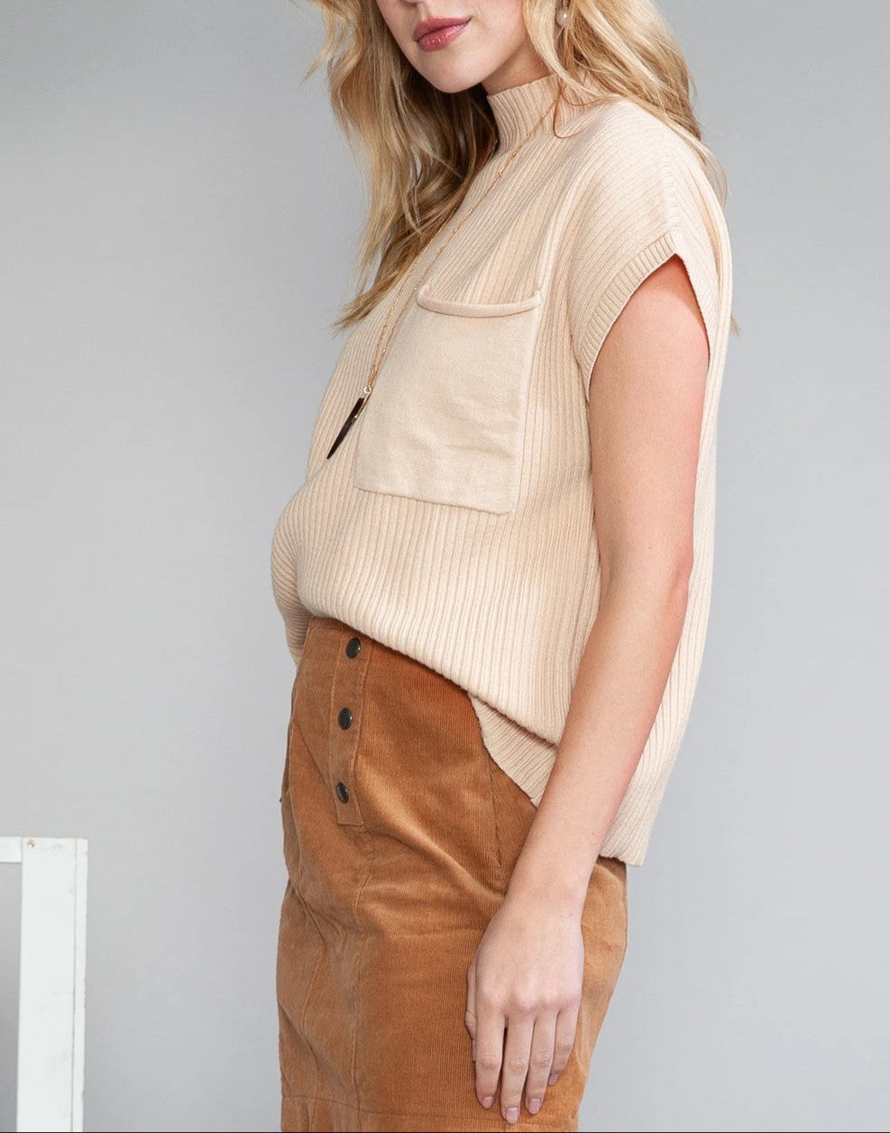 Oatmeal Patch Pocket Ribbed Knit Short Sleeve Sweater